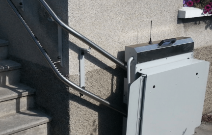 Plateformes élévatrices pour escaliers GTLE / GTLD courbe